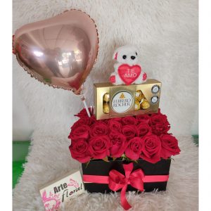 Cubo negro rosas rojas y ferreros x 8 - floristerias en cali