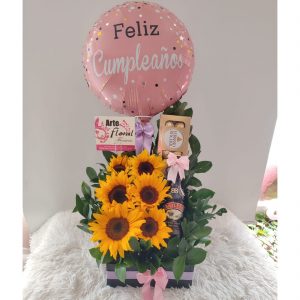 Arreglo girasoles, ferreros y baileys - flores en cali