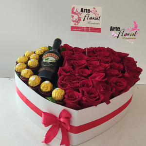 corazon con rosas y chocolates ferrero