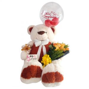 oso con bouquet de rosas y globo burbuja
