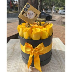 Ramo de rosas amarillas y chocolates- Floristeria en cali