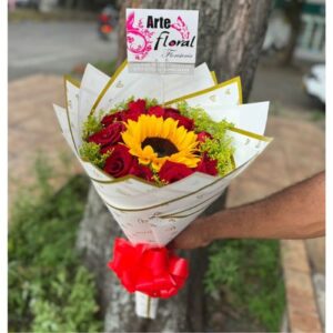 ramo buchon de rosas y girasol- Floristeria en cali