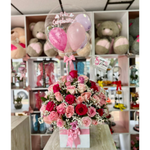 Arreglo de flores en rosas de colores - floristeria cali