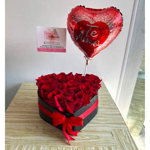 Corazón de rosas rojas- floristeria en cali